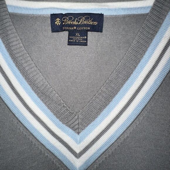 Cotton V Neck - Picture 2 of 4